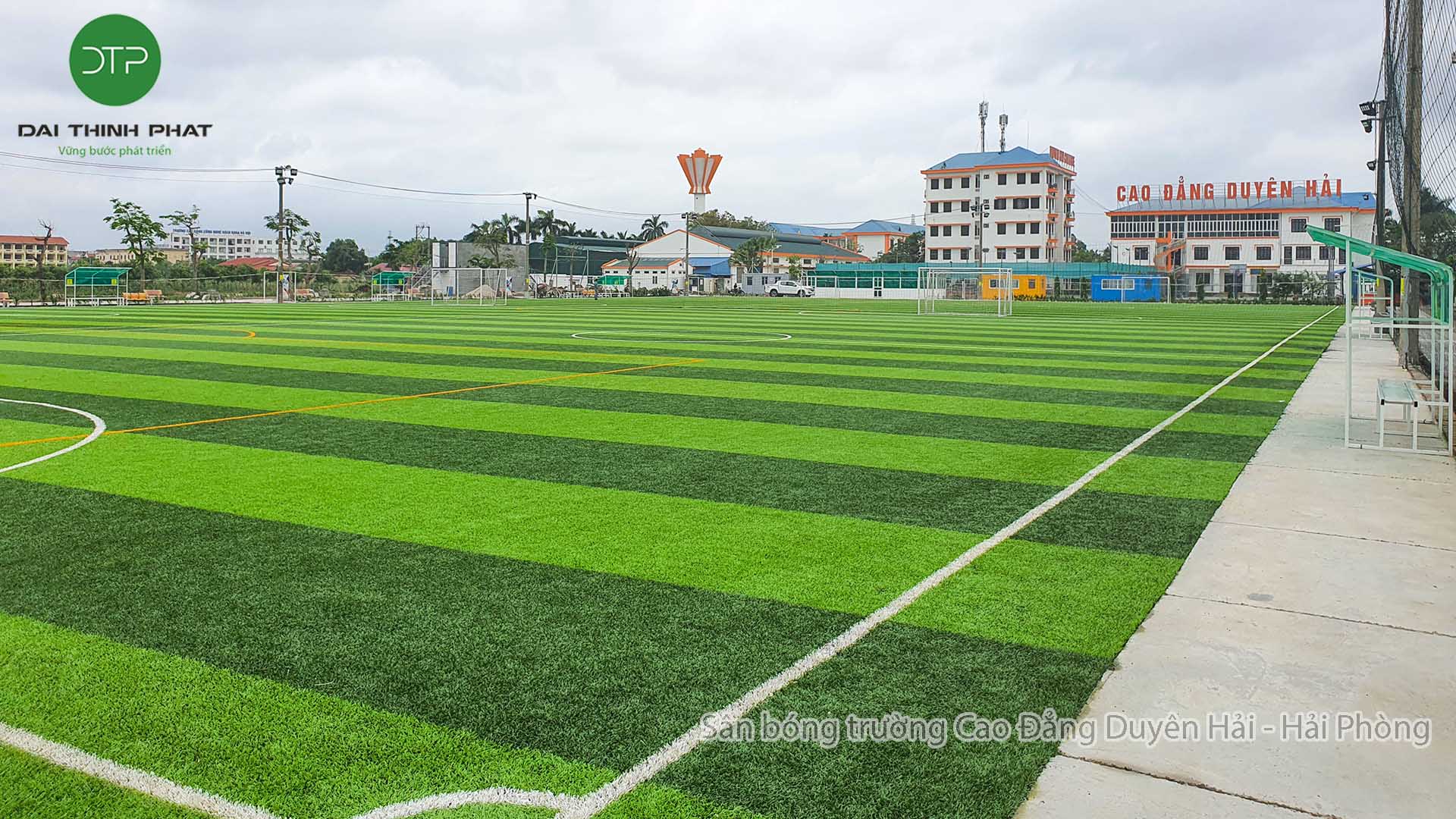 Sân bóng trường Cao Đẳng Duyên Hải - Hải Phòng